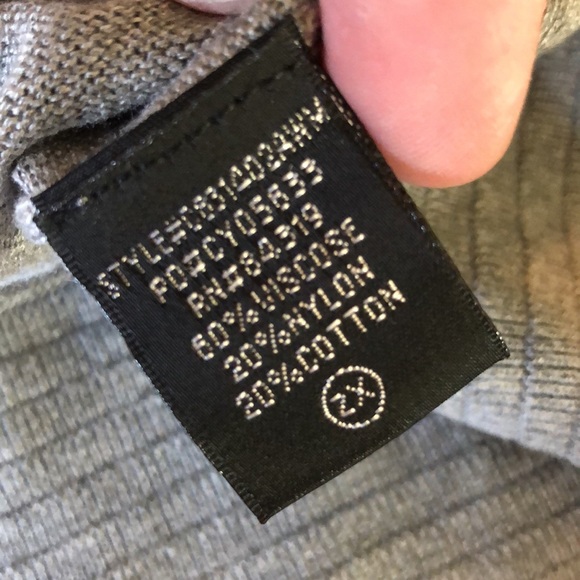 CYRUS Size 2X Scoopneck Ribbed Trim Tunic length Soft Gray Classic $88 NEW - Picture 13 of 16